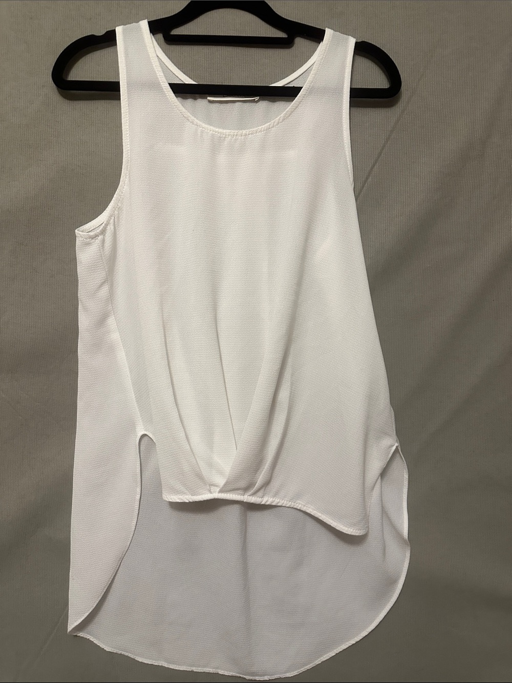 Women's White Twist-Front Hi-Low Tank Top